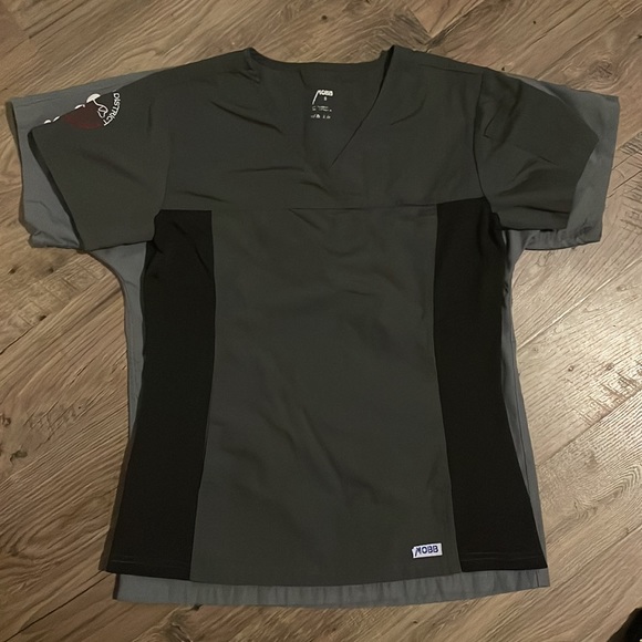 Aloft Scrub Set - Vet Tech Size S - Picture 7 of 7